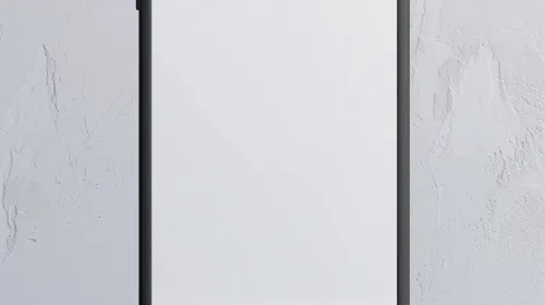 흰색 제품 프리젠 테이션 포디움 큐브 익스트림 클로즈업에 디자인을위한 빈 화면이있는 최신 휴대 전화 목업. 3D 렌더링